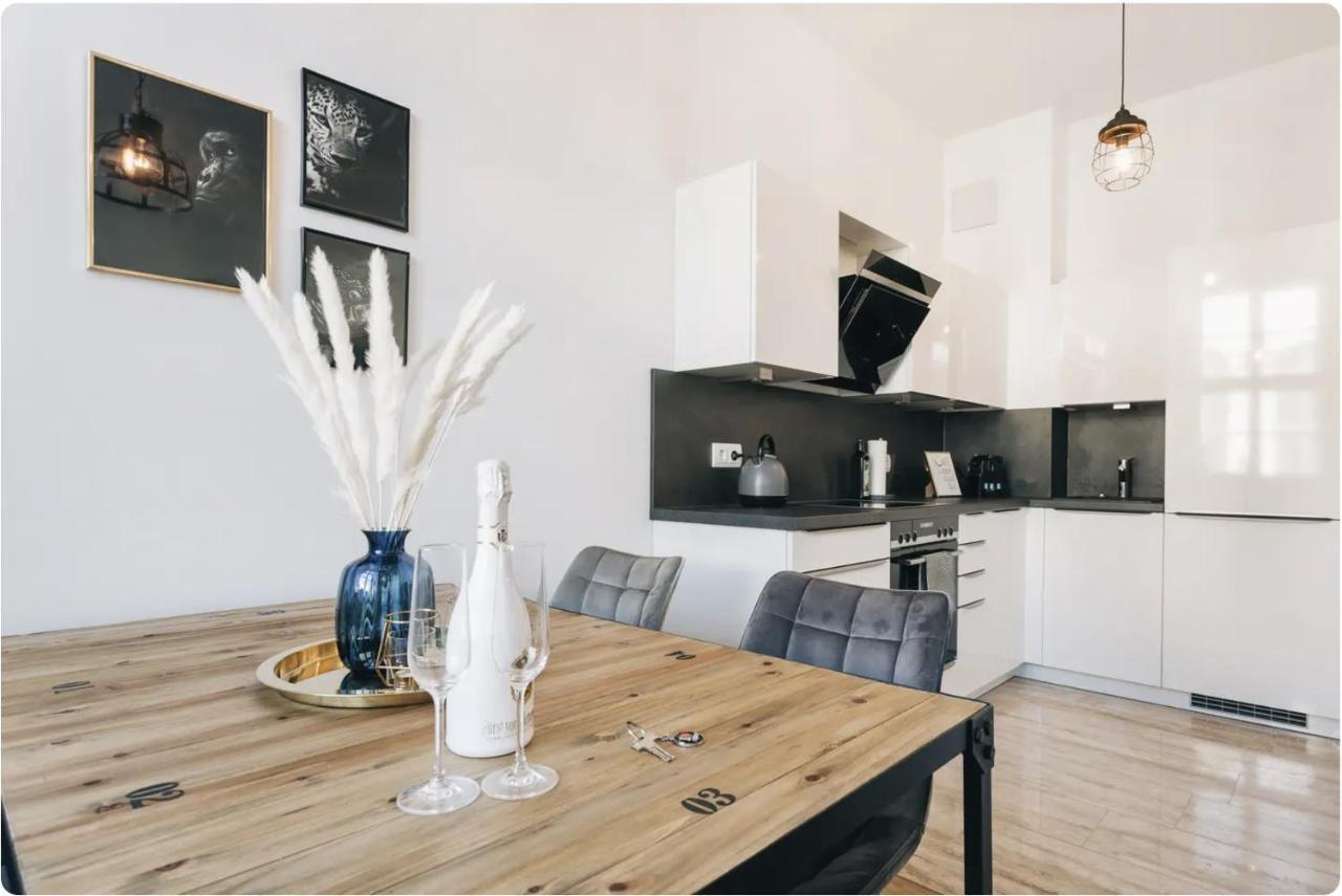 Tip! Zentraler Geht'S Nicht! Premium Apartment In Der Altstadt Дрезден Екстериор снимка